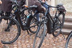 E-Bikes+auf+dem+Rathausplatz