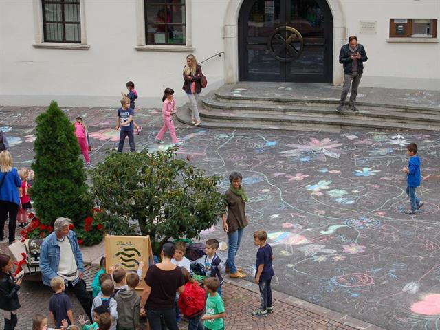 "Blühende Straße" ein Projekt der Gundschule und des Kindergartens